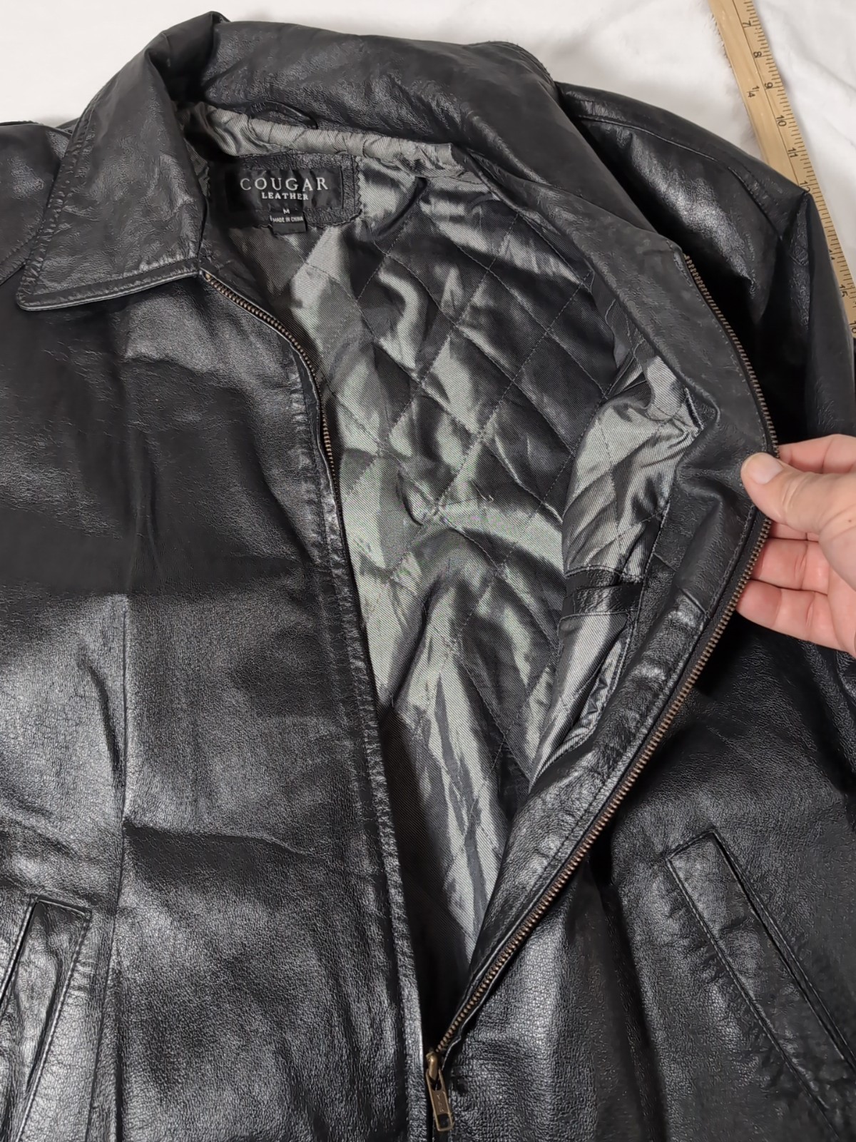 COUGAR Leather Bomber JACKET Mens Size M Black i zippered Good Condition  thumbnail 8