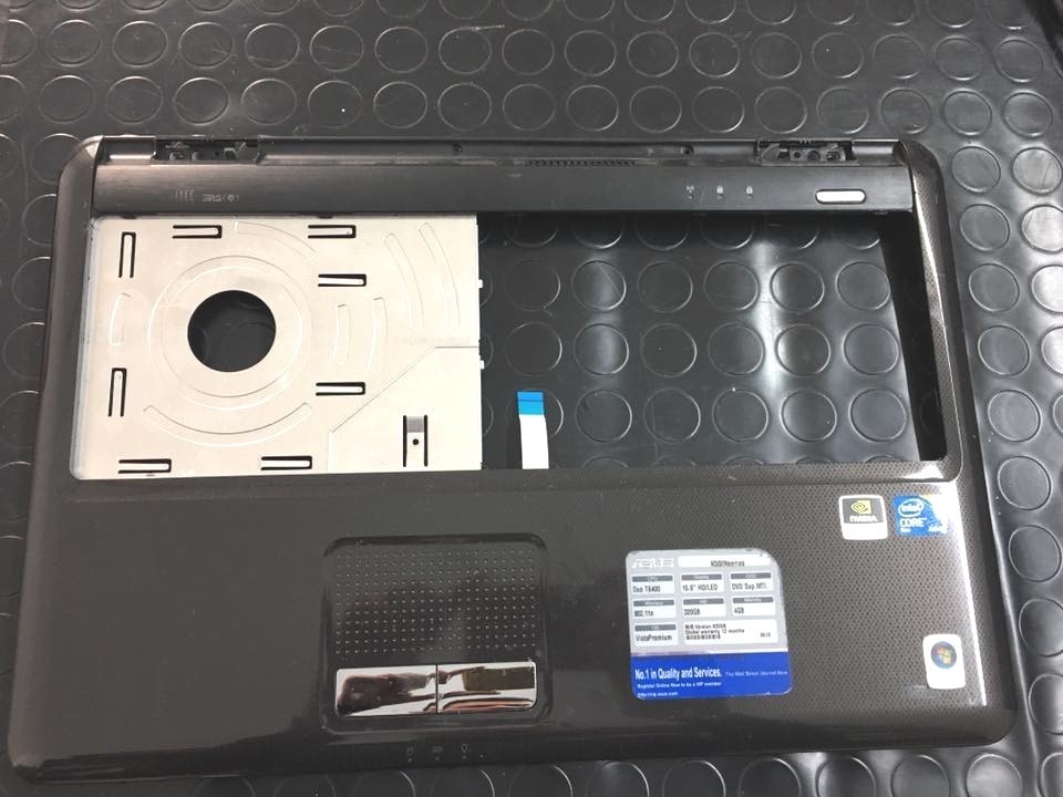 Plasturgie coque superieure dessus touchpad cover ASUS K72J (K72JK