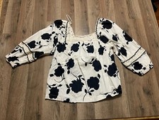 Maurices Shirt, Women's Size Medium, Black White, 3/4 Sleeve, Off the Shoulder