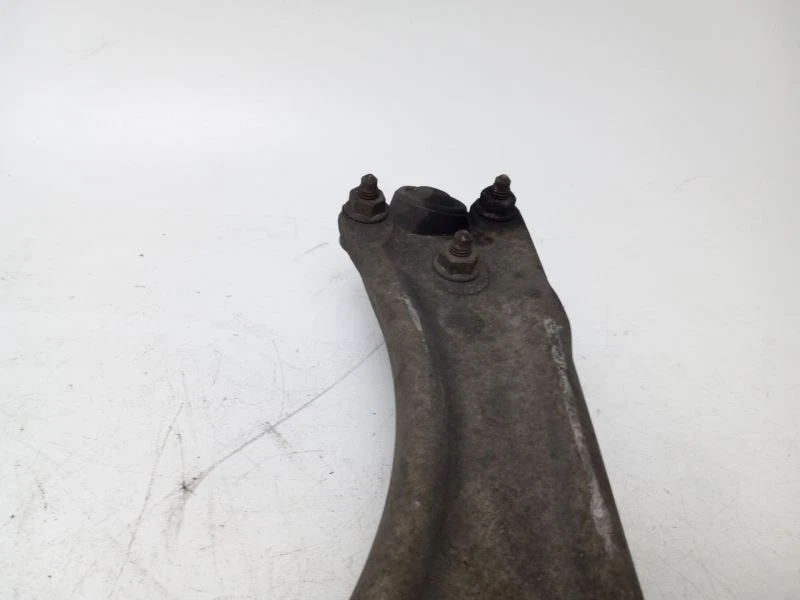 2009-2017 VOLKSWAGEN PASSAT FRONT PASSENGER LOWER CONTROL ARM - Image 4 of 4