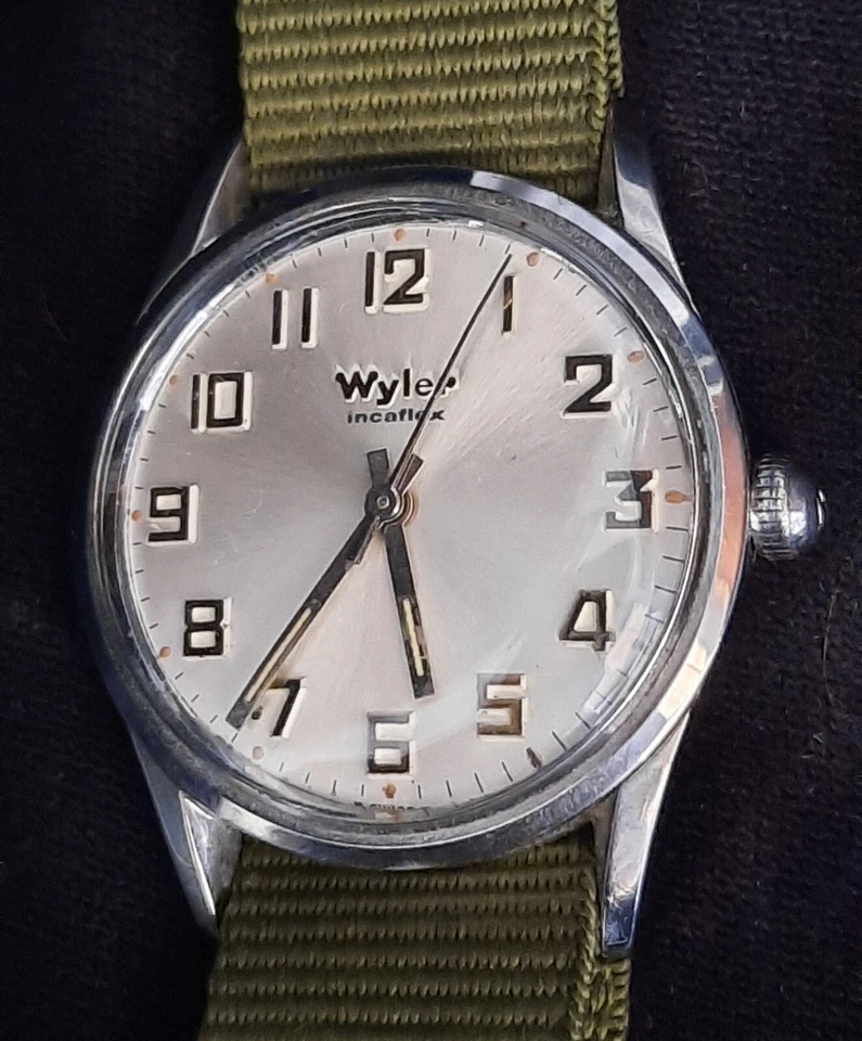 Vintage 1960's Wyler Lifeguard Handwind Incaflex Waterproof Watch — 第 4/4 张图片