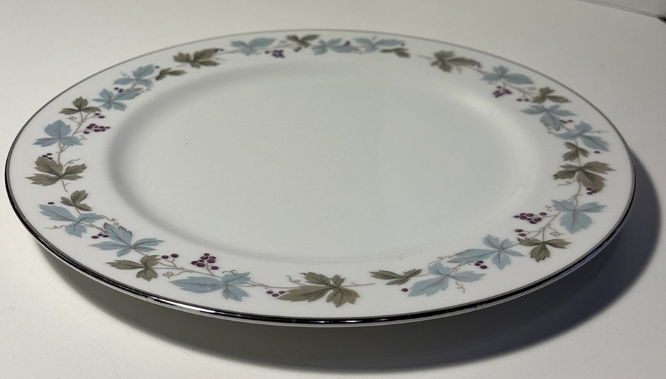 Vintage 1960's Fine China of Japan Dinner Plate #6701 Grapevine Retired ...