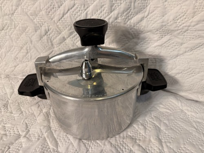 #ad Vintage WEAR EVER Chicken Bucket 4 Qt Low Pressure Cooker Fryer 90024 Works Good $40.00