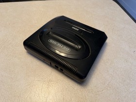 Sega Genesis Console w/games READ 