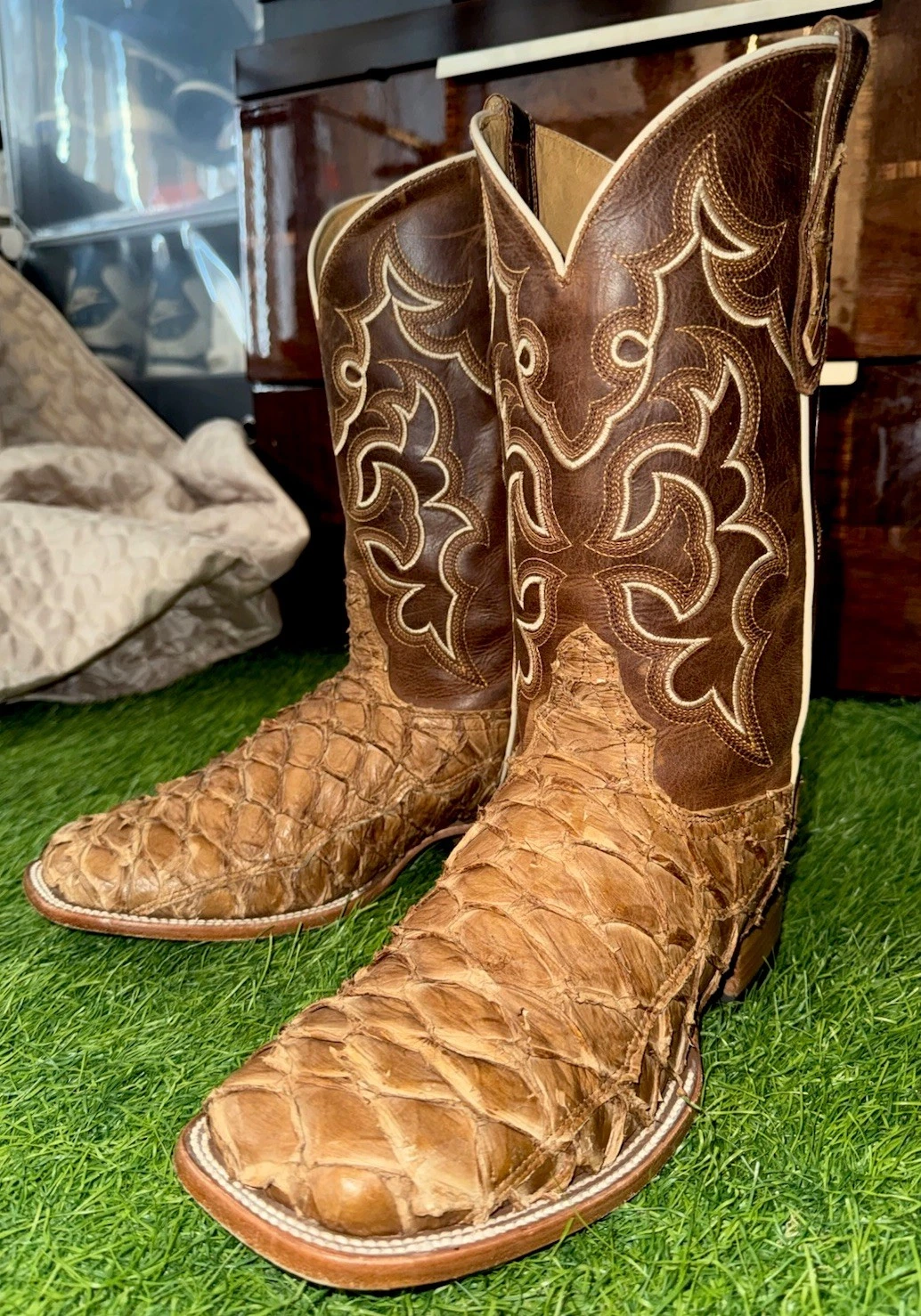 CODY JAMES MEN'S EXOTIC PIRARUCU FISH SKIN WESTERN COWBOY BOOTS