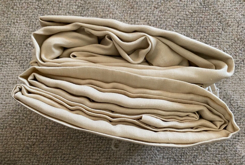 Juego de sábanas diestro italiano melange algodón-lino trigo California talla king precio de venta sugerido por el fabricante 935 USD Foto 3 de 4