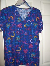 NWT Bobbie Brooks Blue Heart Design Uniform Scrub Top Size Medium