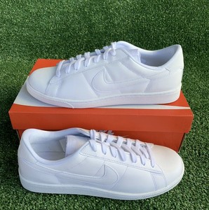 nike womens tennis classic