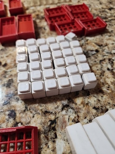 Vintage 50s BLOCK CITY Plastic Blocks 292 Pcs Building Red & White Construction - Picture 6 of 19
