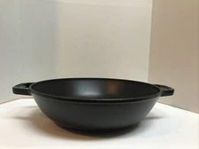 Staub Cast Iron Black #30 Round Wok 4.5qt Pan 12” Made in France