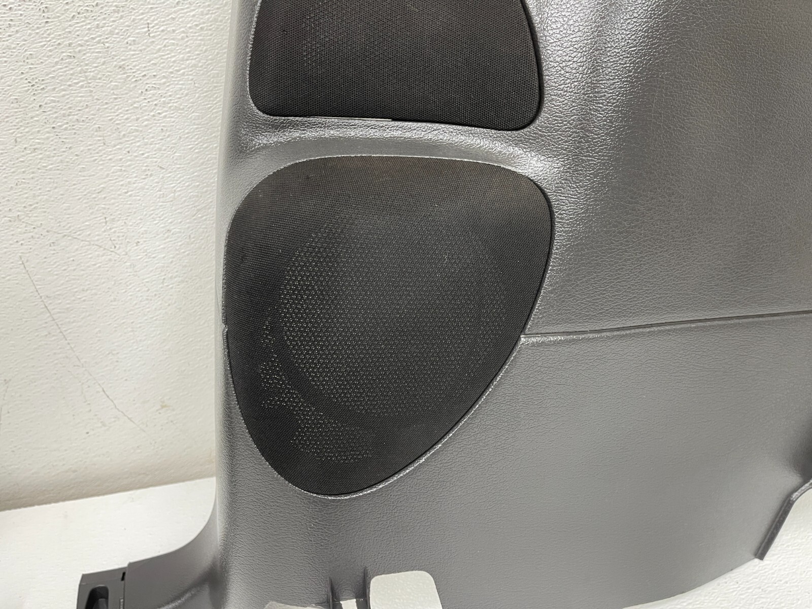 19992004 OEM Ford Mustang Convertible Quarter Panels Rear 1/4 Trim