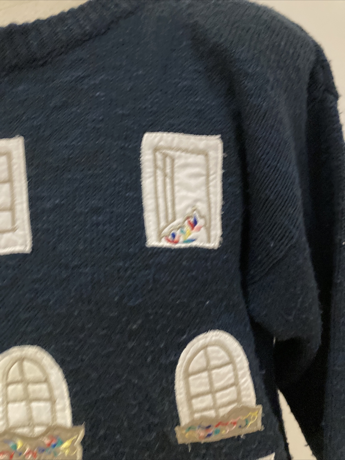Vintage 1970s/80s "Hotel" Picture Jumper, Size M 5