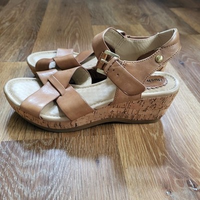 Hush Puppies Damenschuhe Keilabsatz offene Zehenpartie hellbraun Leder Schnalle 6
