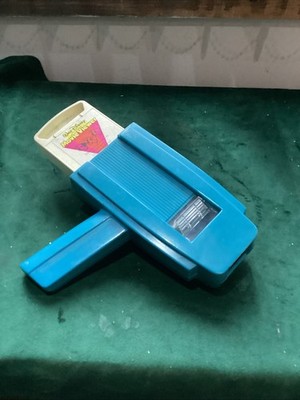 Vintage Walt Disney Movie Viewer + 1 Movie Cartridge 101 Dalmatiner s 7614