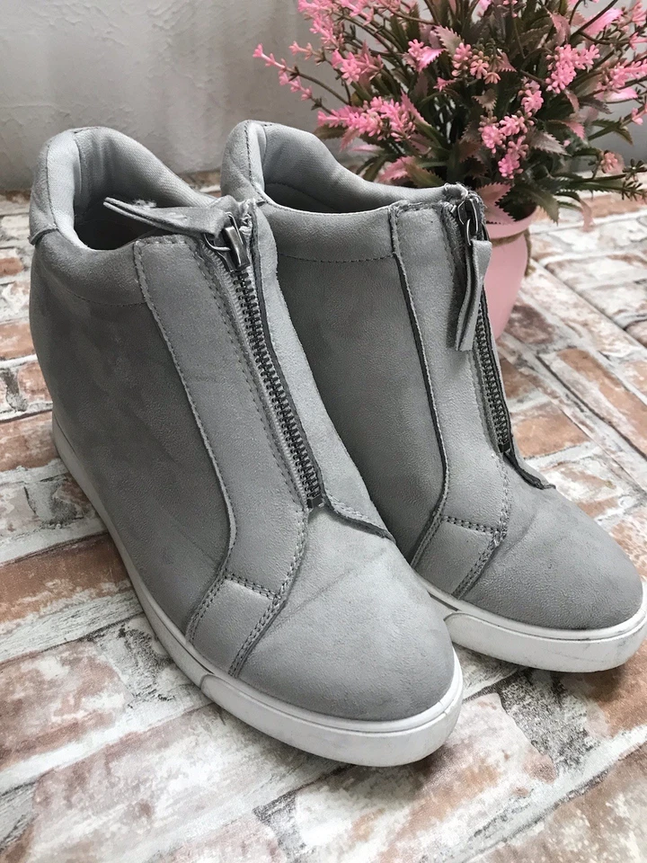 Sugar GLITZ Wedge Tennis Velvet Shoe HIGH THICK HEEL SIZE 7 ZIPS ON TOP - Image 2 of 4