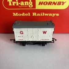 Wrenn Railways W5019  Refrigeration Van  G W  - OO Gauge Boxed