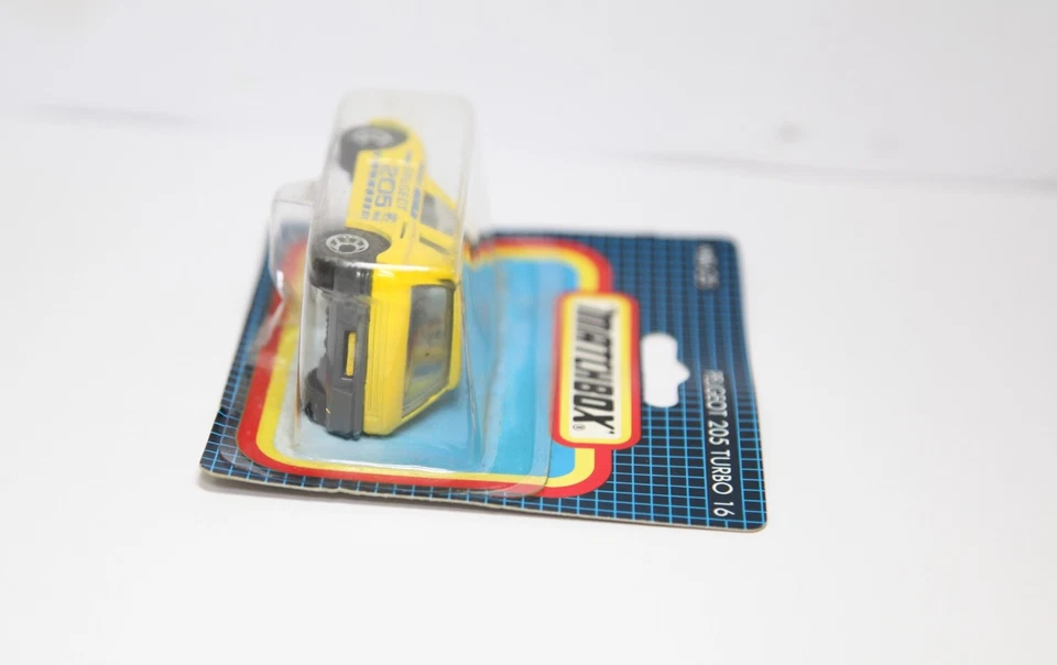 Matchbox MB-25 Peugeot 205 Turbo en caja original - sin usar, en caja Foto 3 de 4