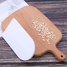 .Cake Polisher Food Grade Plastic White With Handle Cake Smoother Tool For