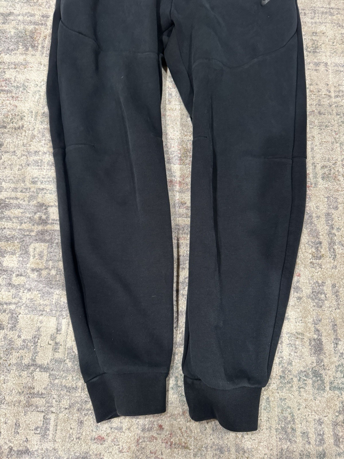 Nike Tech Pants Men’s Large Black Atheltic Sportswear Casual Running Jogger