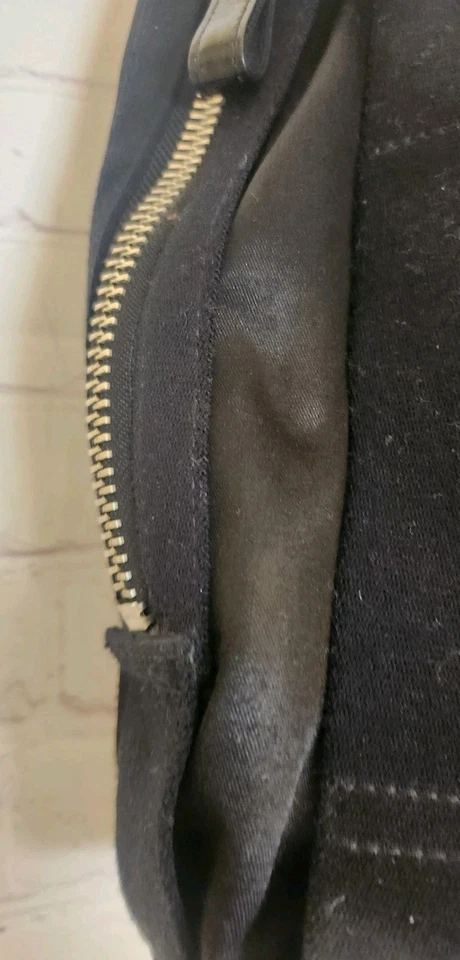 Винтажная нетронутая 1990-х Juicy Couture большой черный кожаный/нейлон сумка с короткими ручками w/подвеска - Изображение 4 из 4