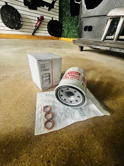 3 PC NEW Genuine Nissan Oil Filter + 3 pc Drain Plug genuine Nissan 15208-9E01A - Image 2 of 4