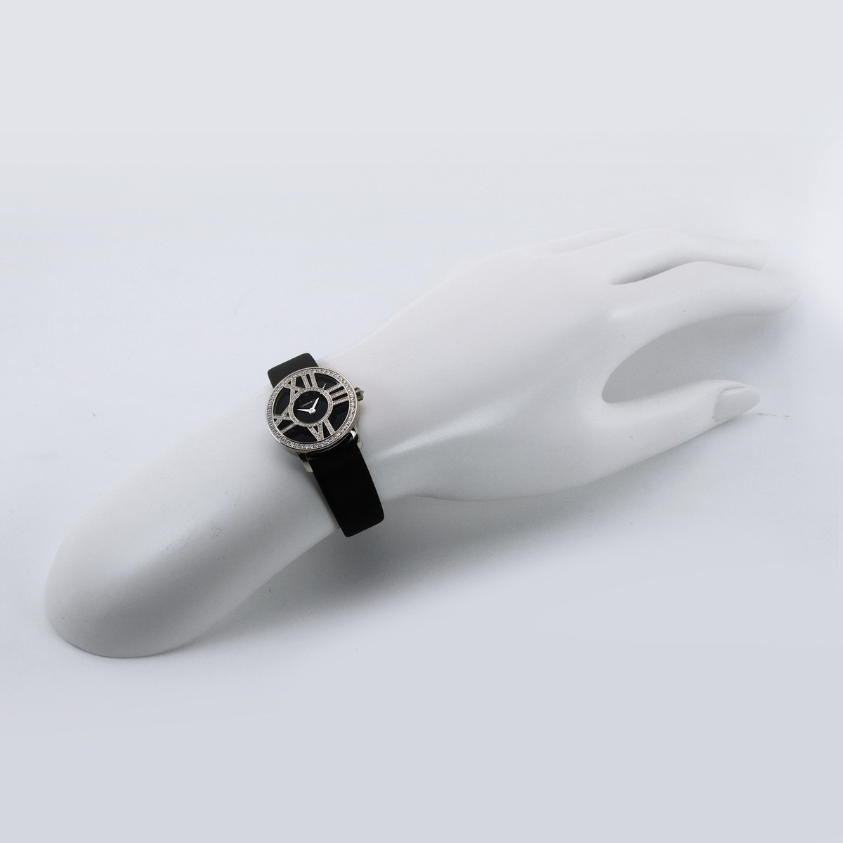 【国内即納】Tiffany&Co. Atlas Z1900.10.40E10A40B Tiffany & Co. Atlas Women's White Pearl Quartz Ref. Z1900