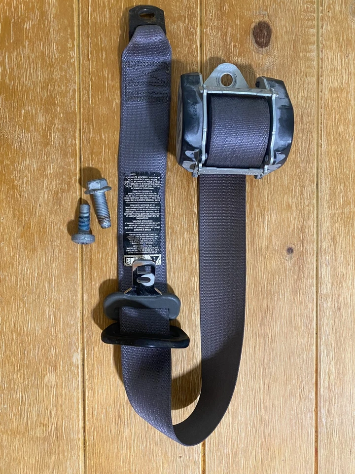 Dodge Caliber Rear Passenger Seatbelt with Hardware - Image 2 of 4