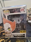 Funko Pop! Vinyl: It -Pennywise (w/balloon) (Bloody) - Hot Topic (Exclusive)#475