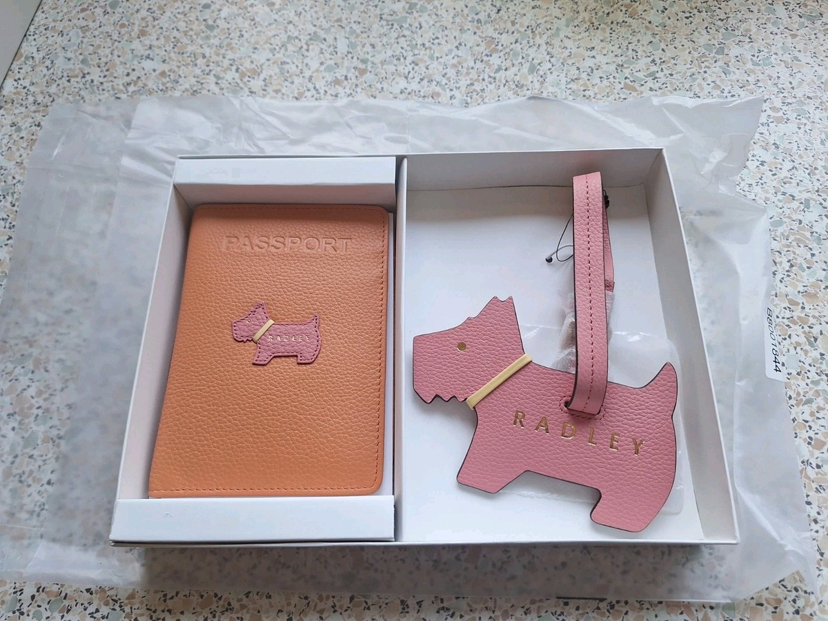 Radley Passport Holder And Luggage Tag UK