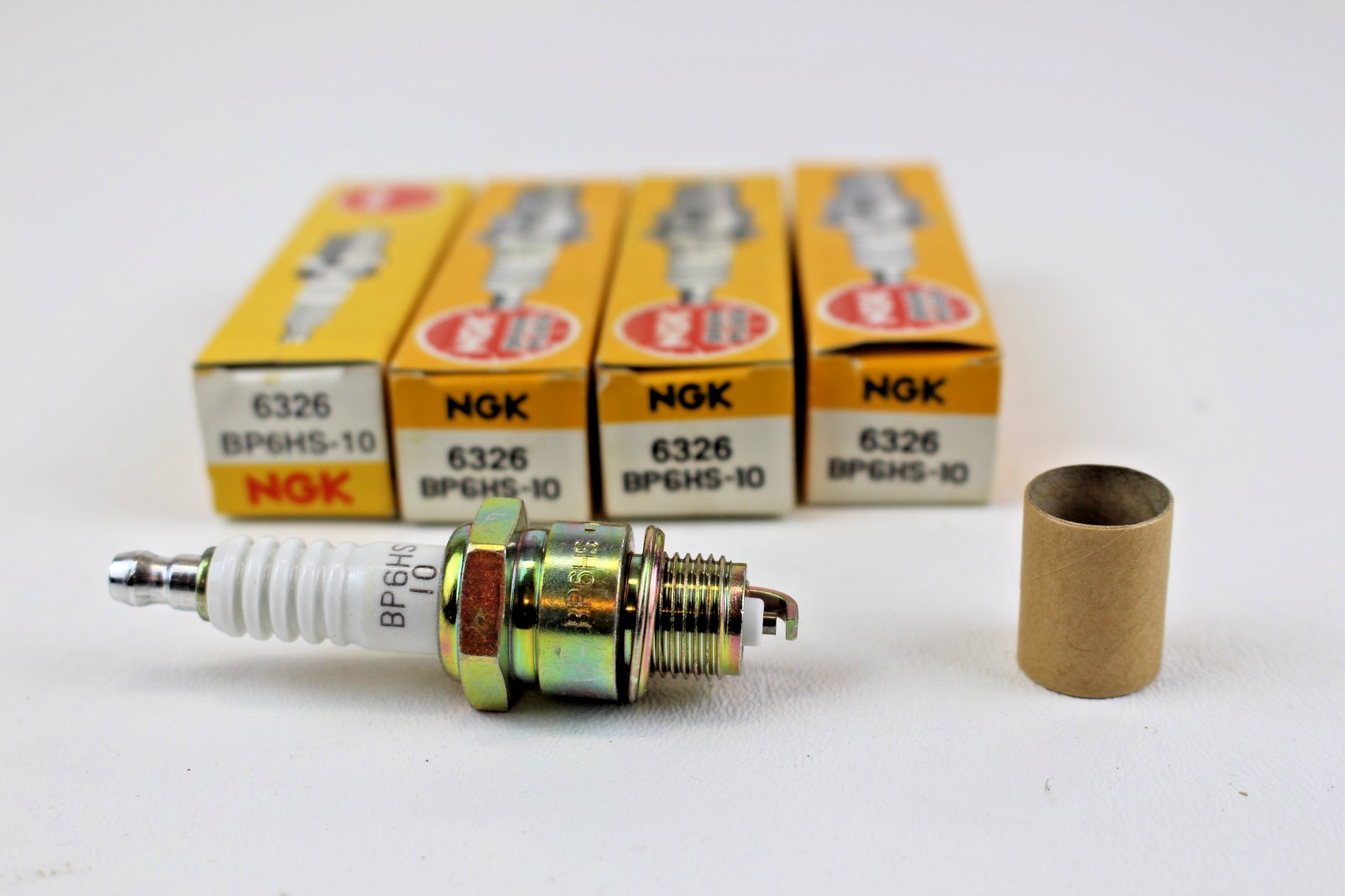 4pk NGK BP6HS-10 Stock# 6326 Spark Plugs NOS Made in Japan