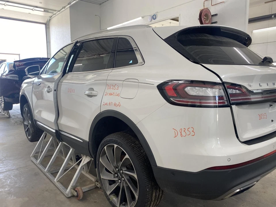 Used Front Left Seat Belt Front fits: 2020 Lincoln Nautilus bucket driver retrac - Imagem 2 de 4