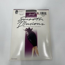 Hanes Smooth Illusions Body Contouring Pantyhose Style 635 Size EF Barely There