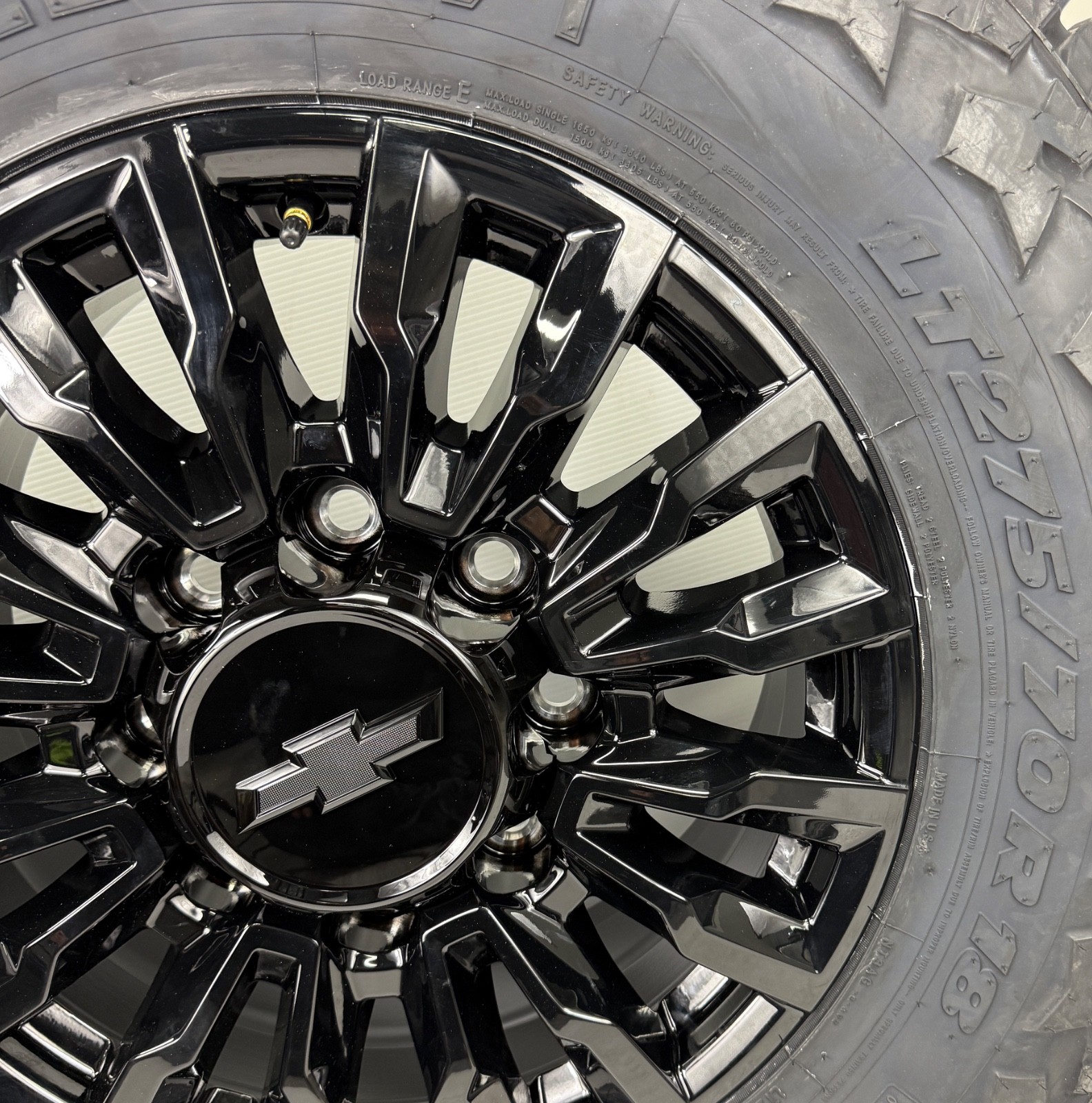 4 NEW 18” OEM ALASKAN Gloss Black Wheels Rims Chevy Silverado 2500 3500 ...