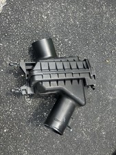 2009-2021 Nissan Gt-R Passenger Air Intake Cleaner Filter Box 16500-Jf00a