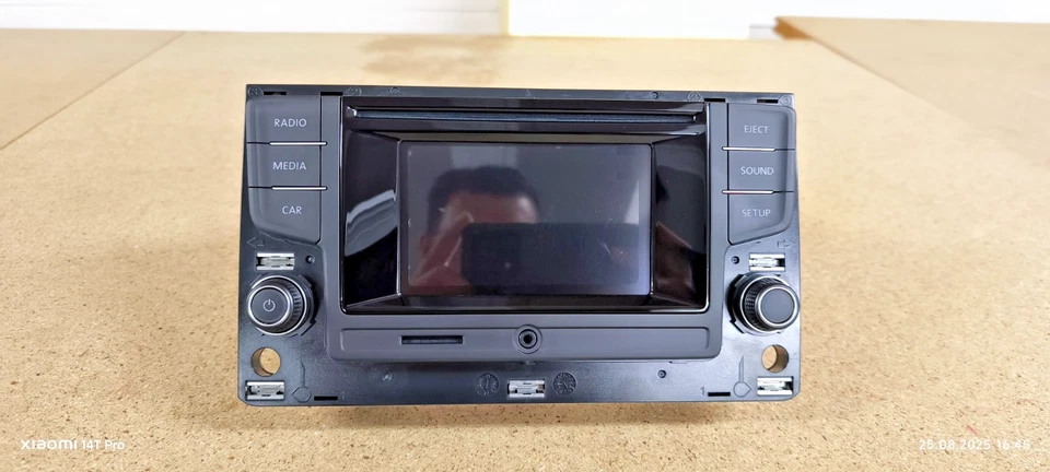 Orig. VW Radio Composition Touch Golf Sportsvan Touran DAB+ SD MIB 510035867 - Bild 4 von 4