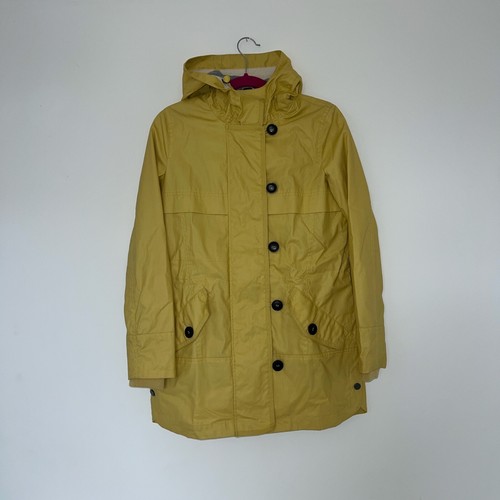 Next Yellow Coat
