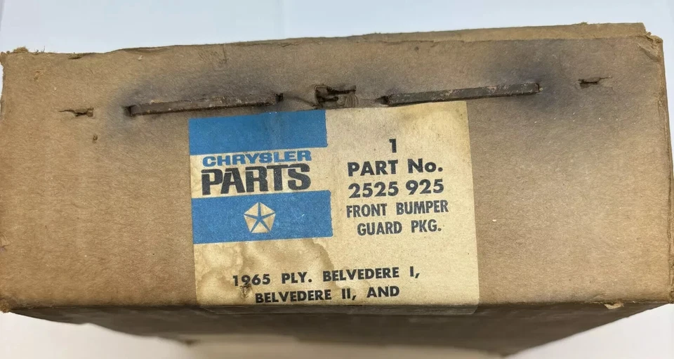 Plymouth Belvedere 1965 equipamiento de protección de parachoques delantero satélite 2525925 nuevo en stock Foto 4 de 4