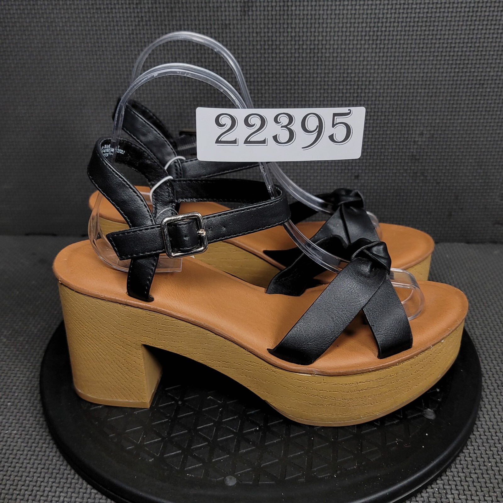 Universal Thread Valerie Platform Sandals Womens … - image 1