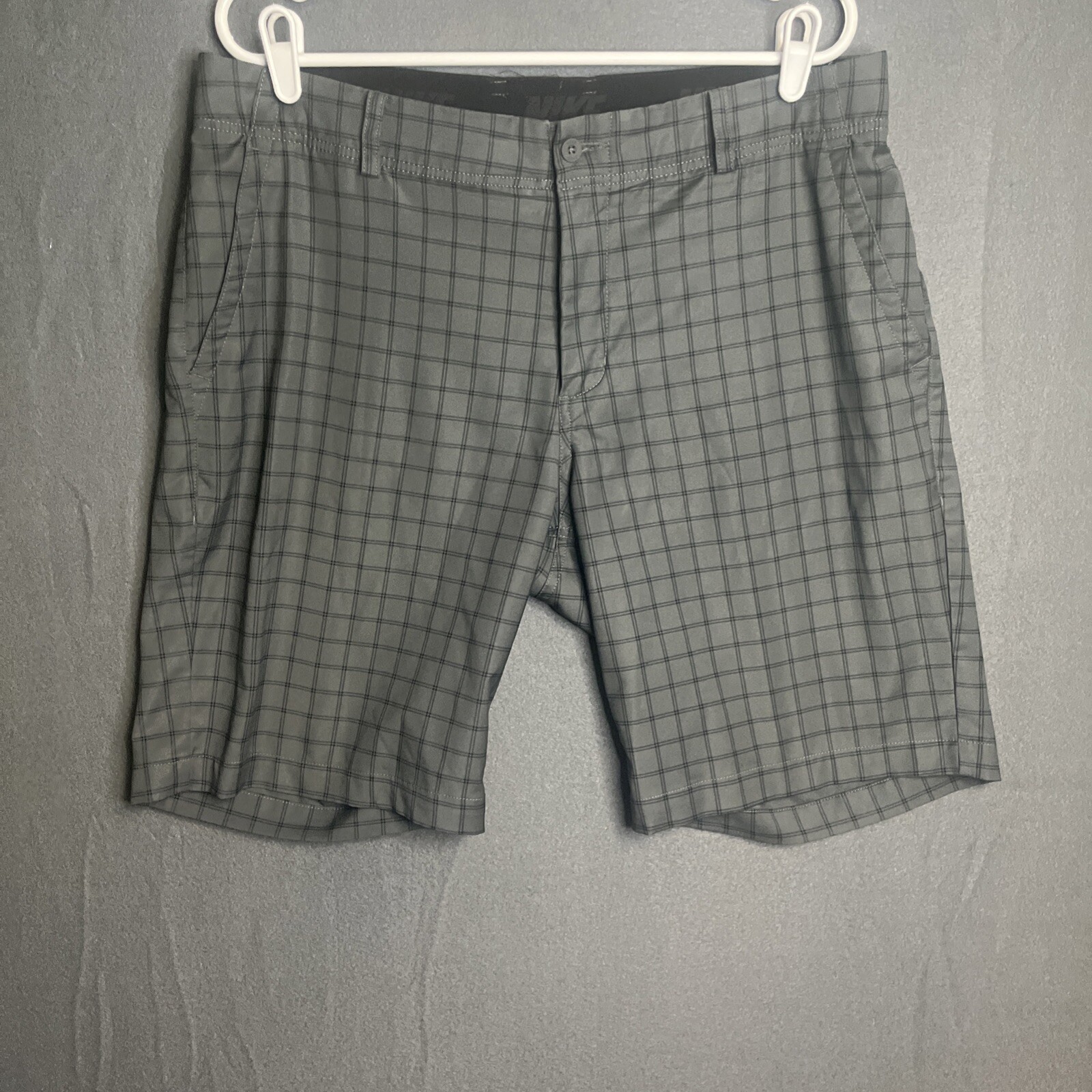Men's Nike Dri-Fit Golf Shorts Dark Gray Check Size 34 Stretch Anti Slip Band