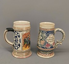 9148012 2 Bierkr&uuml;ge Historismus Westerwald Wirtshausszene H17,5 und 18cm