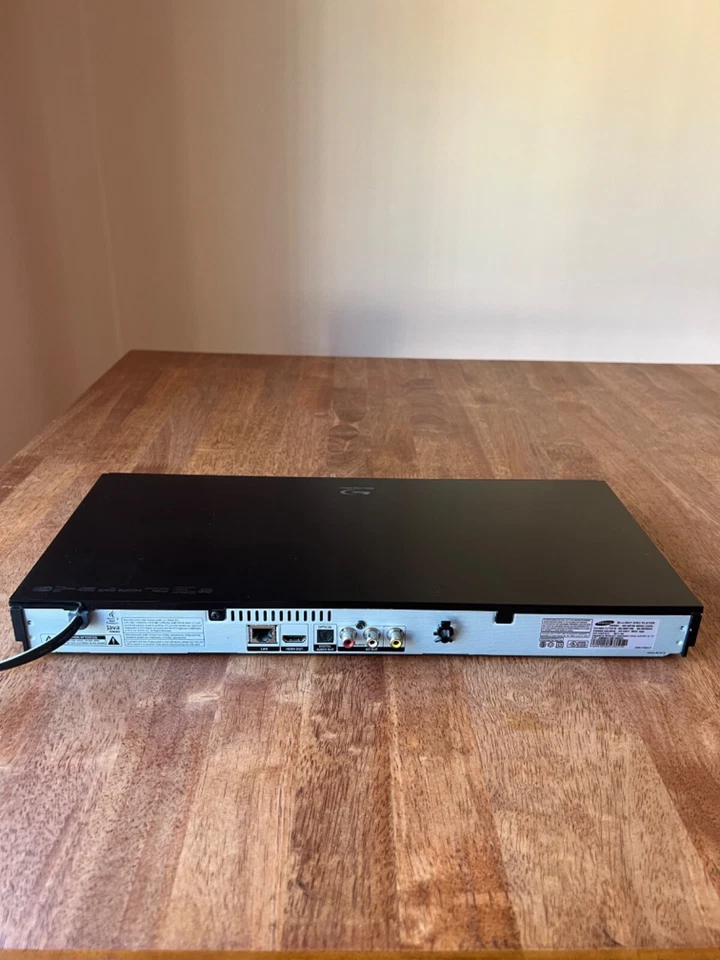 Reproductor Blu-ray Samsung BD-D5700 Foto 2 de 4