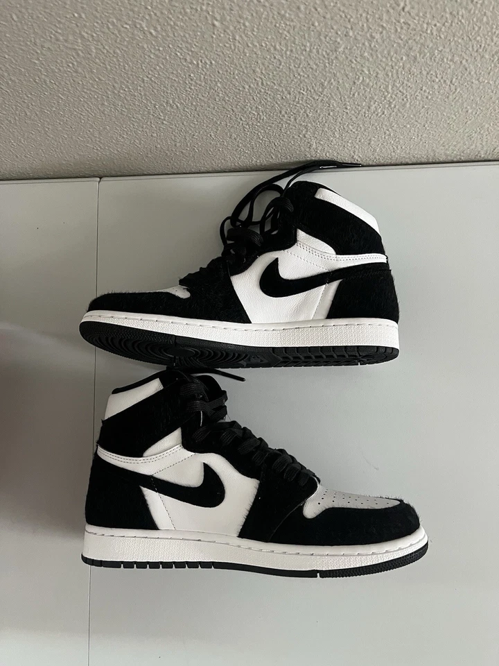 Talla 7.5 - Air Jordan 1 Retro OG High Twist W Foto 2 de 4