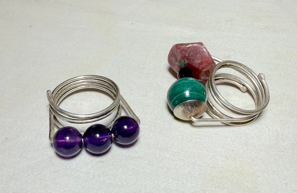 2 anillos modernos vintage L Connors artesanales de plata esterlina amatista malaquita ónix Foto 3 de 4