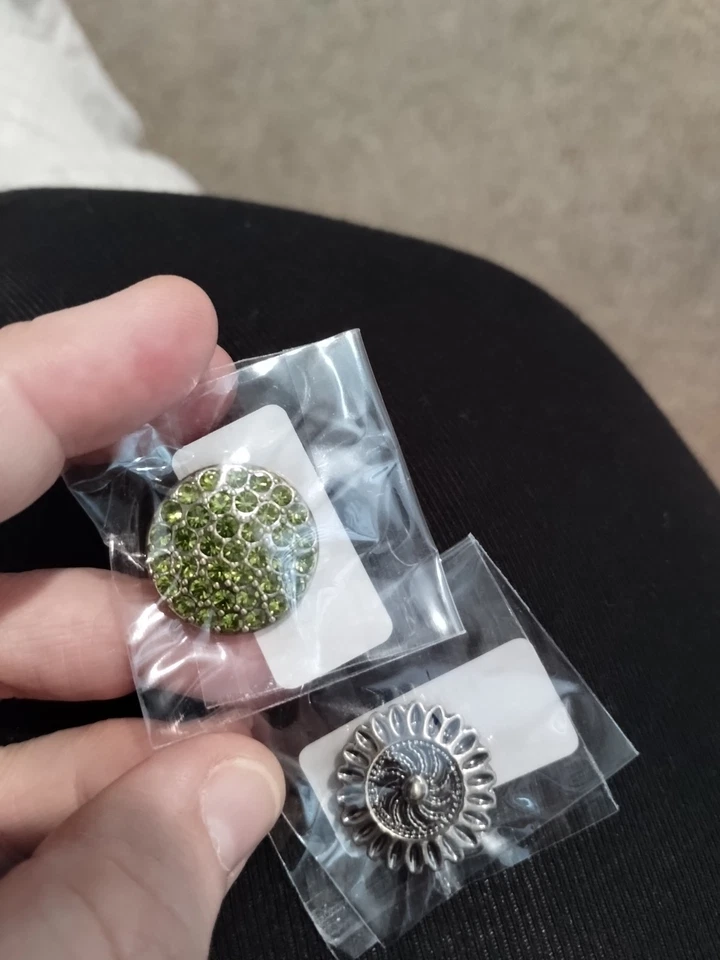 Pulsera y broches de presión de jengibre Foto 4 de 4