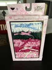 Brand New Victoria's Secret Pink Holiday Notes 5 Pack Thong Panties Gift Set XS