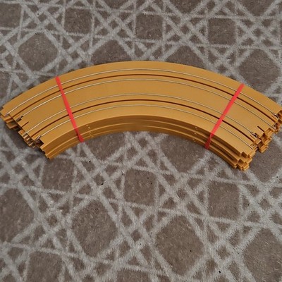 Auto World HO 9 Inch Curved Slot Car Track Pieces Lot of 6 Brown New