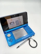 Nintendo 3DS CTR-001 Handheld Console Portable Gaming System