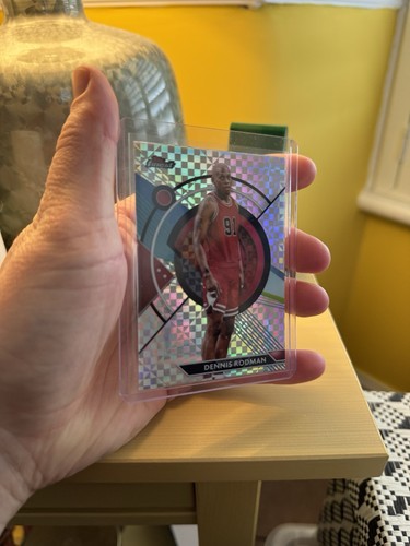 Dennis Rodman Checker Chicago Topps Finest 23/24 - Picture 2 of 3