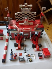 LEGO 8672 Ferrari Finish Line, Manual, Schumacher, Barrichello  100%