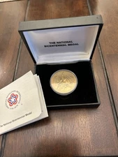 1976 National Bicentennial Medal | Statue Of Liberty / Great Seal